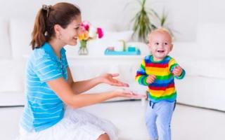 Развитие ребенка в один год три месяца Ребенок 1 и 3 месяца психология